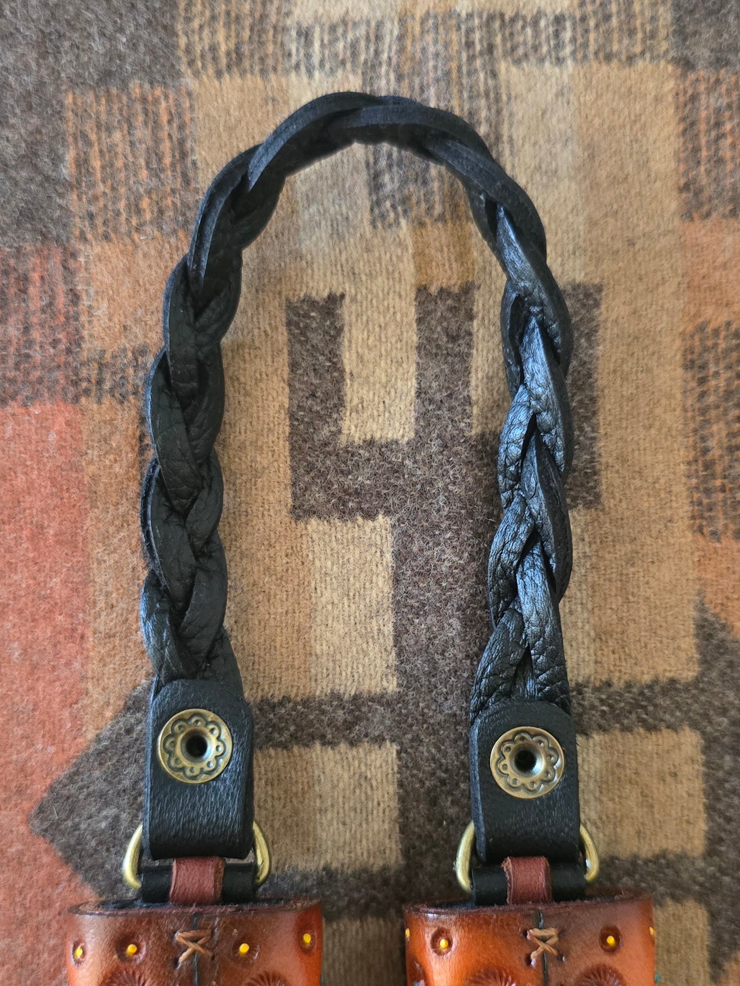 Black Leather Flair Hanger - lined