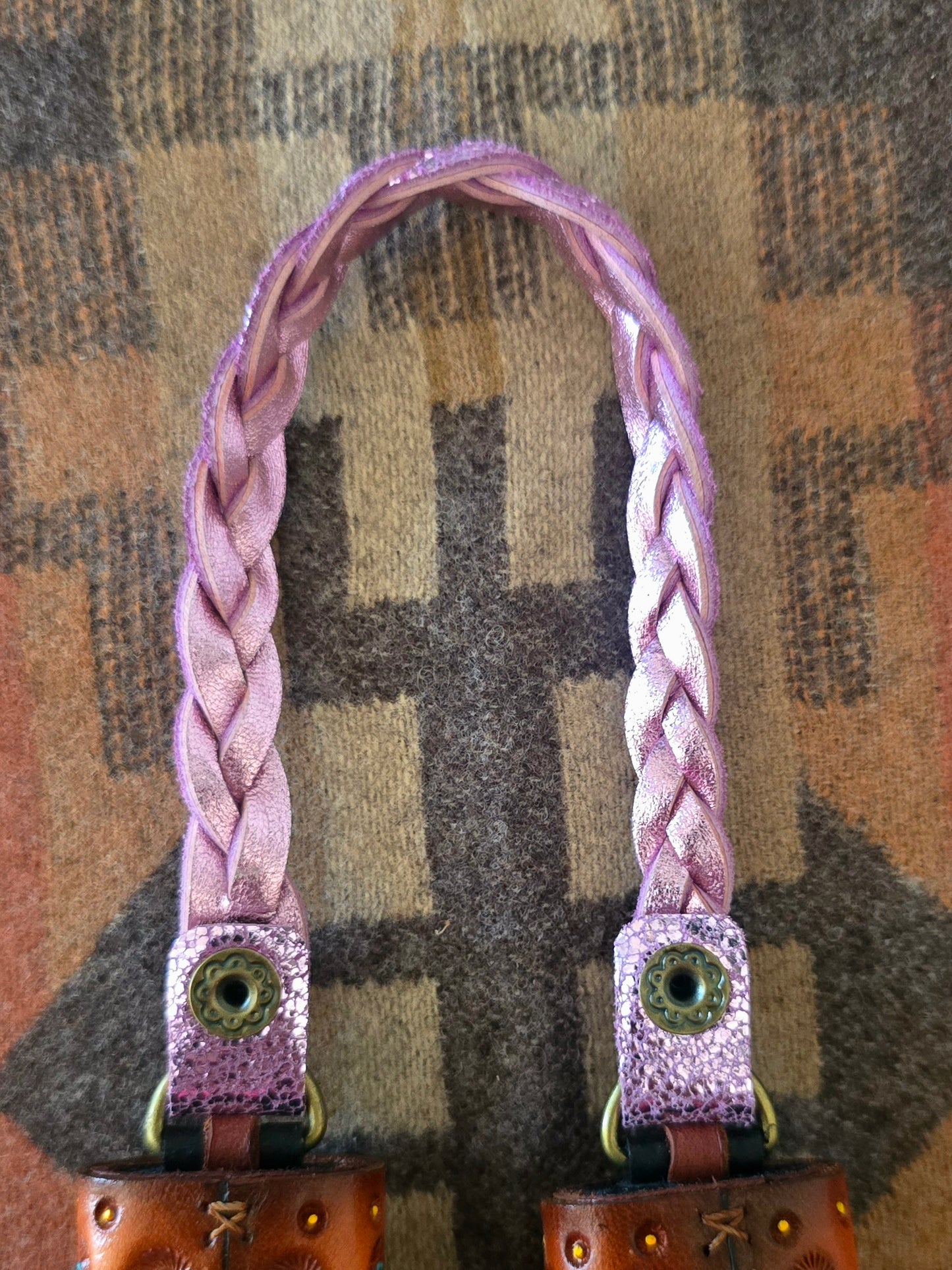 Metallic Crackled Pink Leather Flair Hanger - lined