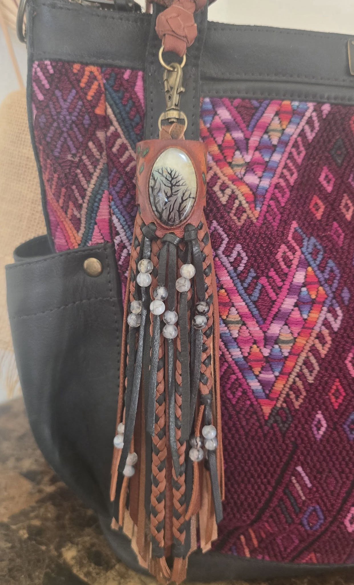 8" Clip-on Scenic Agate Tassel