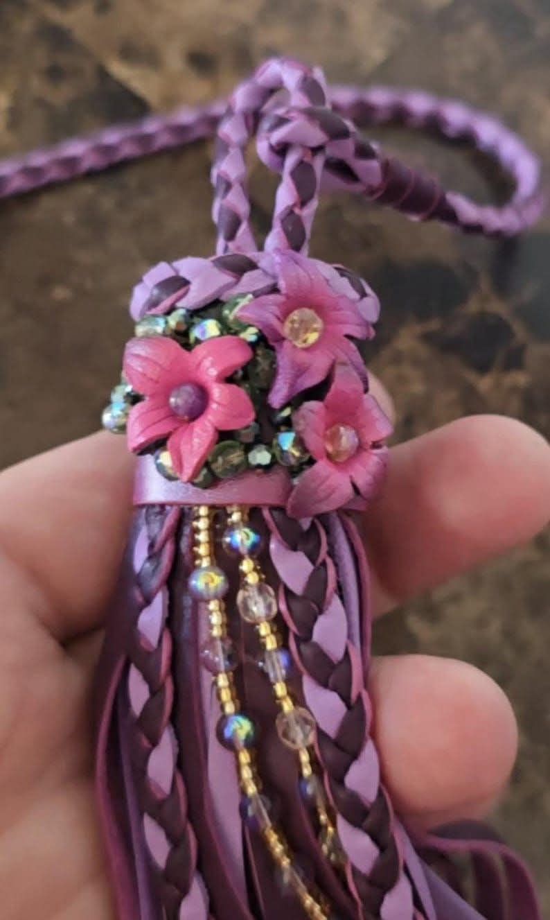8" Flowers and Dreams/Pendant Leather Tassel