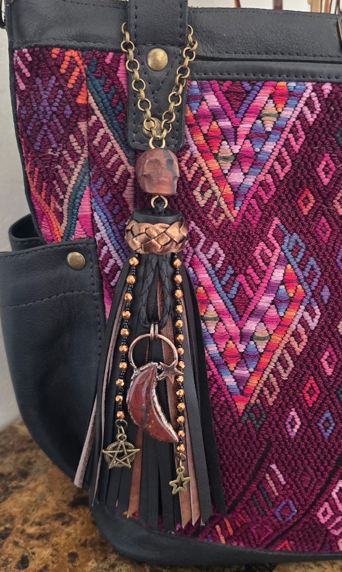 7" Carved Skull Leather Tassel