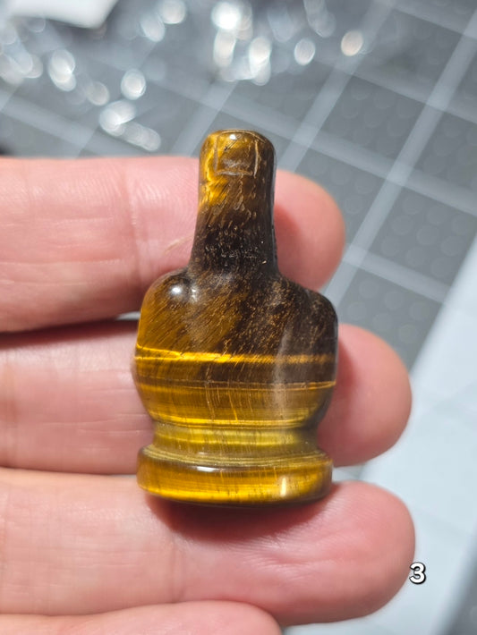 #3 - 1.5" Tiger Eye Middle Finger Gesture