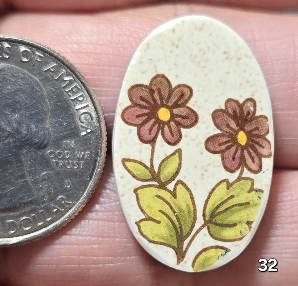 #32 Porcelain Cabochon
