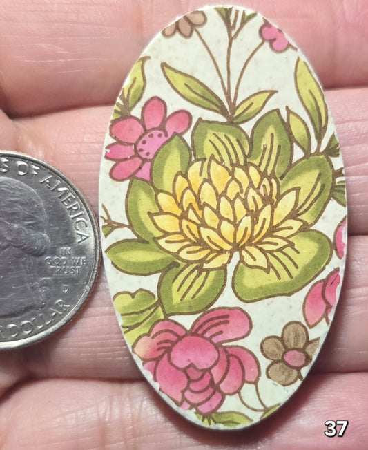 #37 Porcelain Cabochon