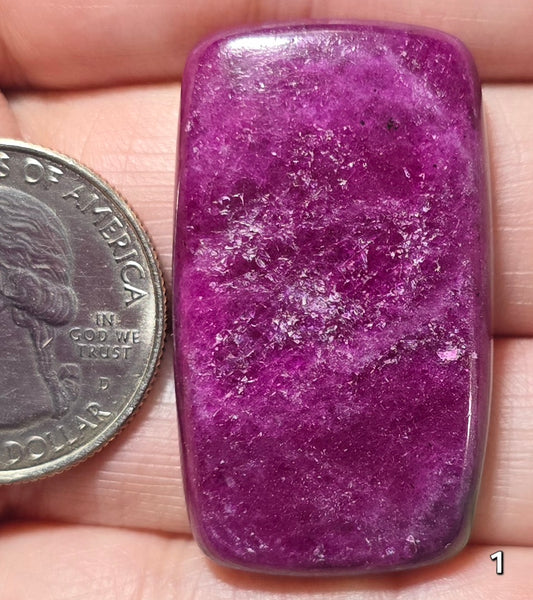 #1 Ruby Zoisite - Ruby Dominant