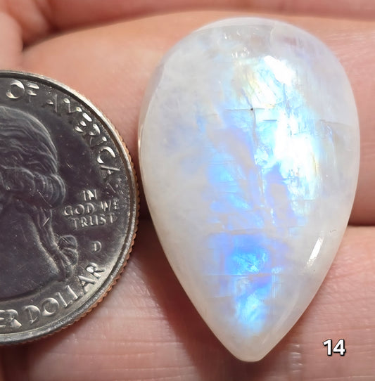 #14 Rainbow Flash Moonstone