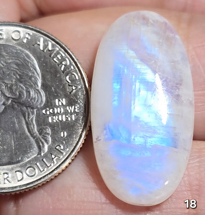 #18 Rainbow Flash Moonstone