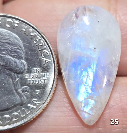 #25 Rainbow Flash Moonstone