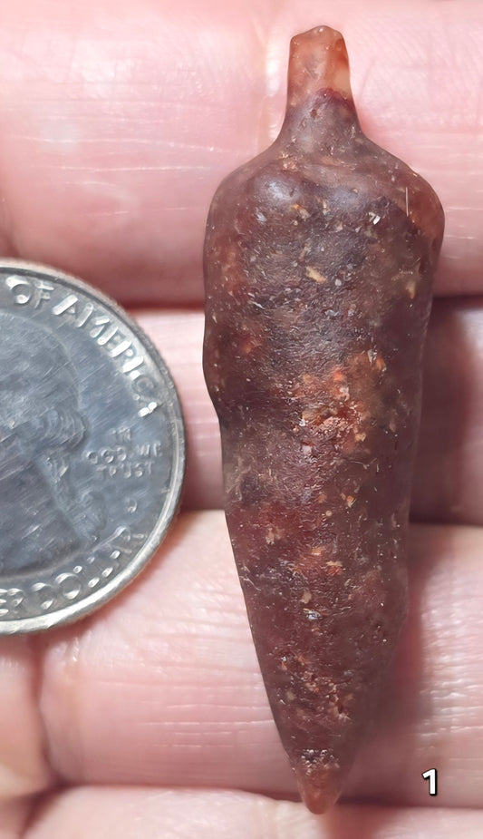 #5 Dark Strawberry Quartz Chili Pepper Carving