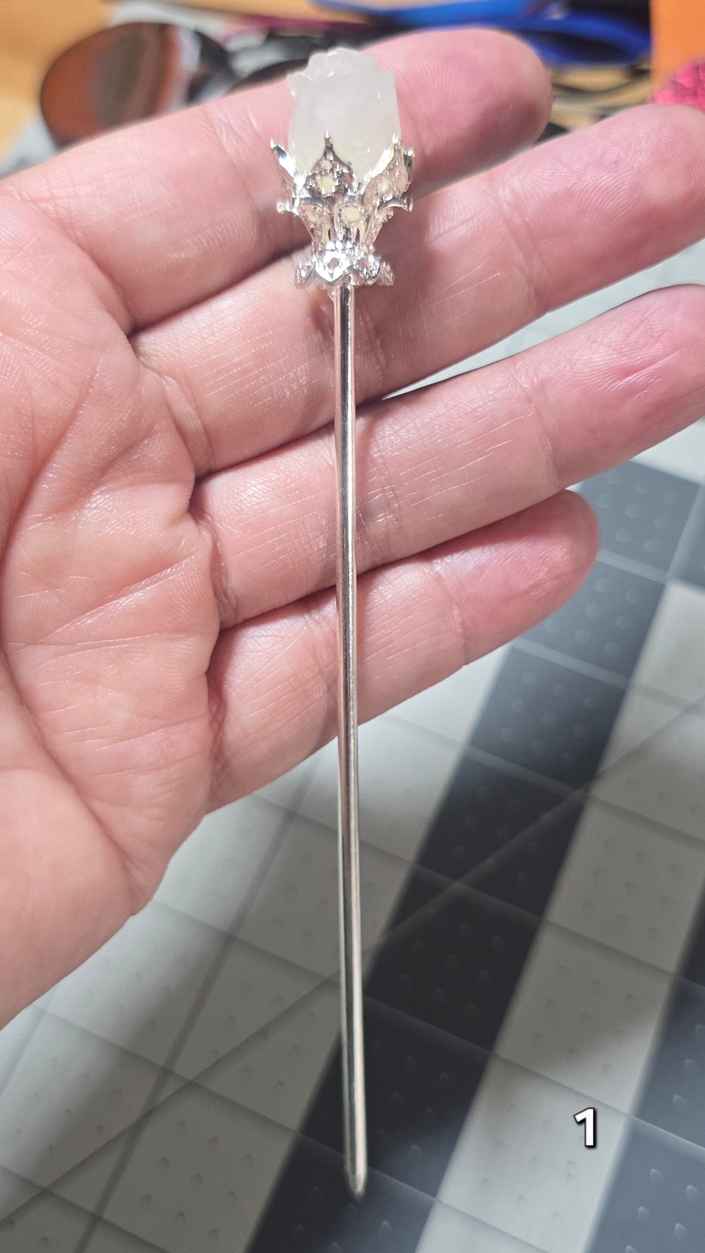 #1 Quartz Hairpin