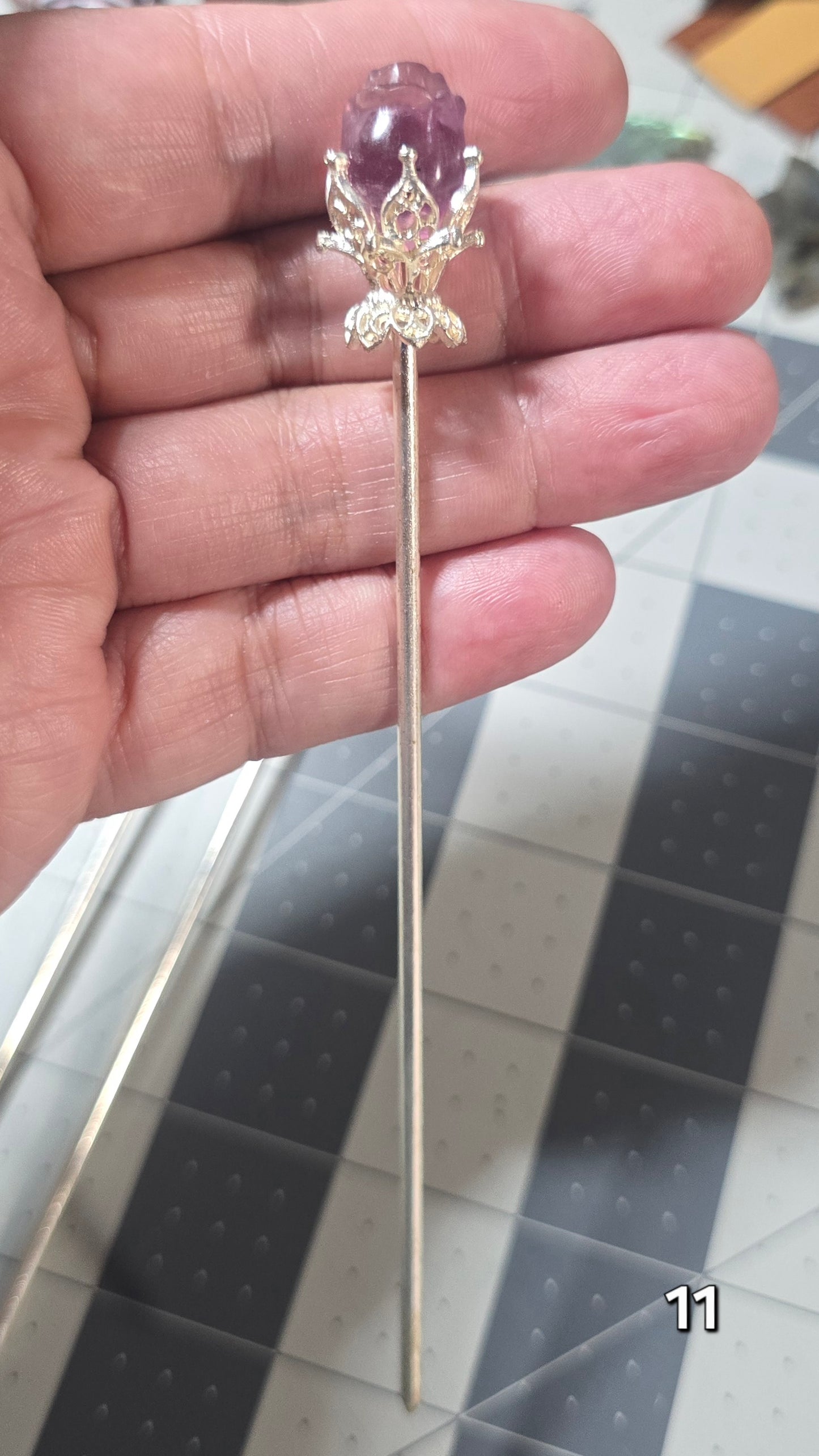 #11 Fluorite Hairpin