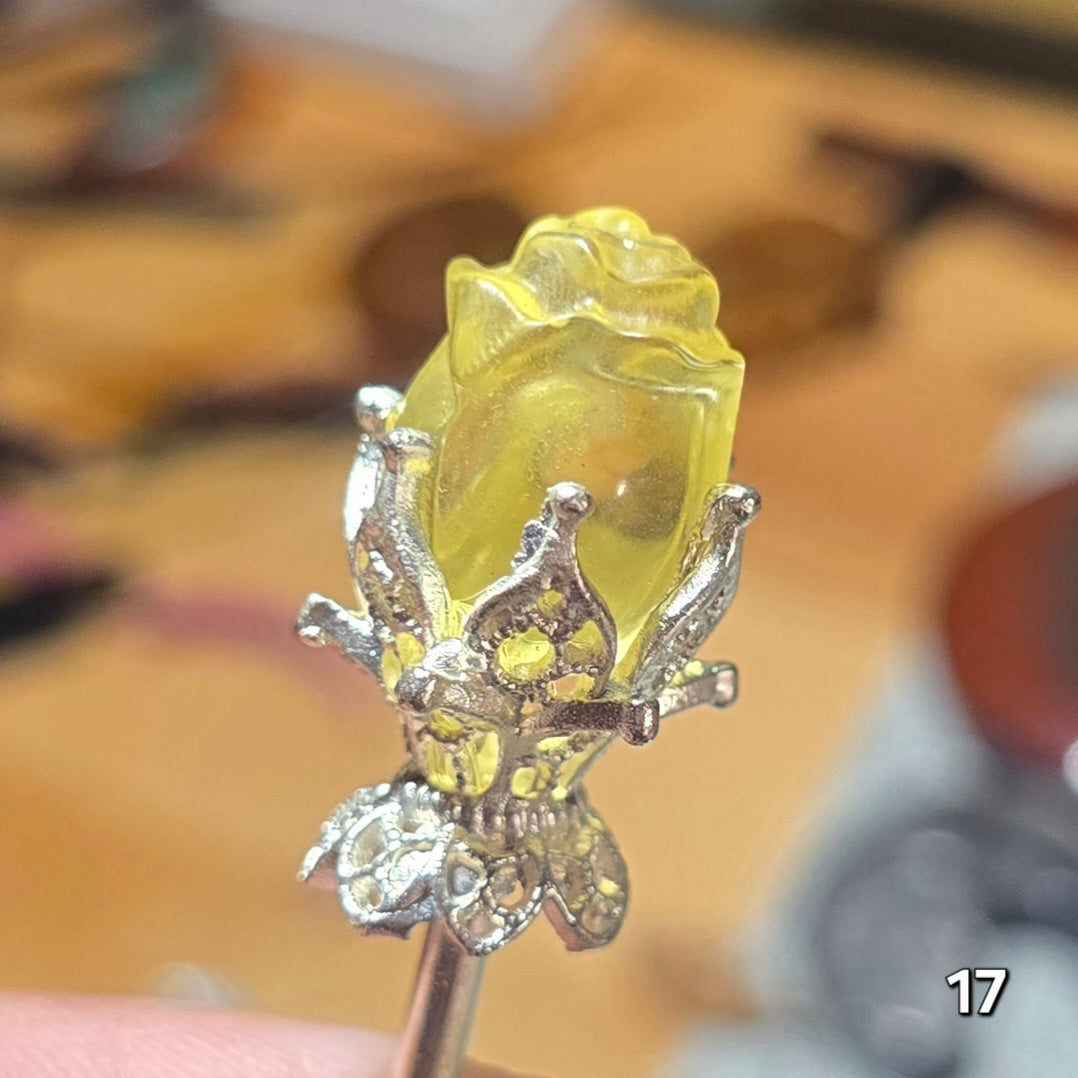 #17 Fluorite Hairpin