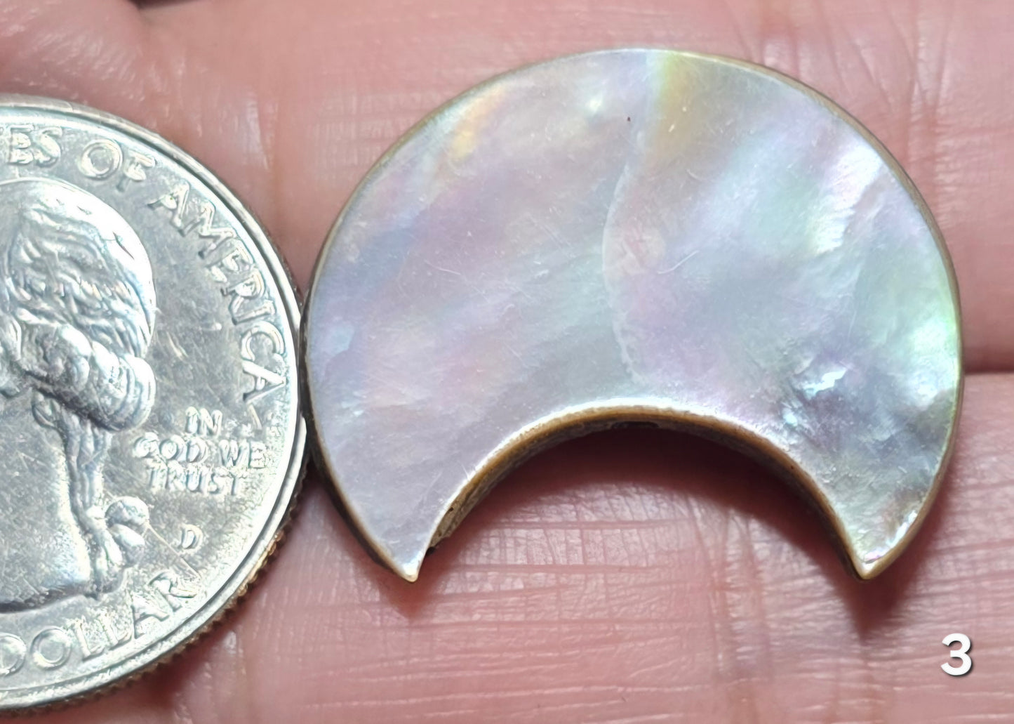 #3 Black Lip Mother of Pearl Crescent Moon Bead