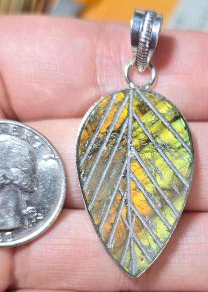 Rainbow Labradorite Pendant