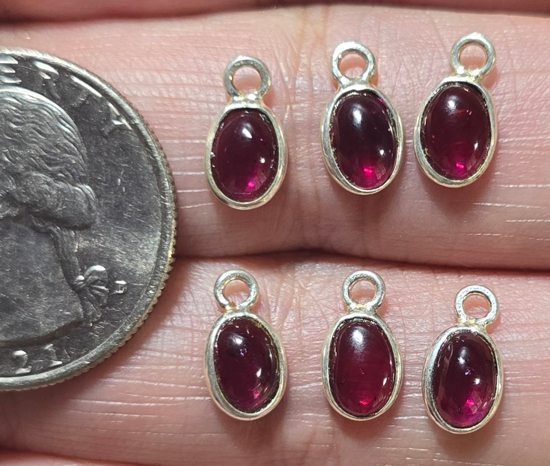 7x6mm Garnet - Sterling Silver