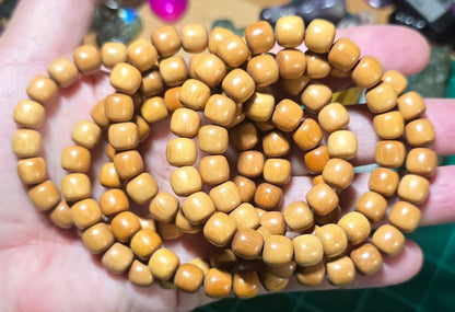 8x7mm Golden Sandalwood