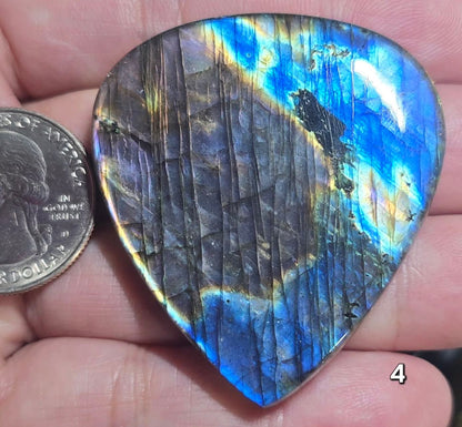 #4 Labradorite