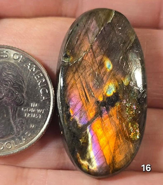 #16 Purple Spectrolite Labradorite
