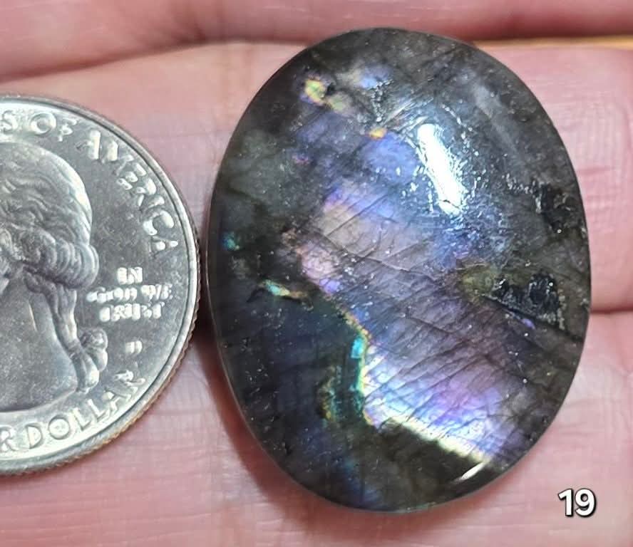 #19 Purple Spectrolite Labradorite