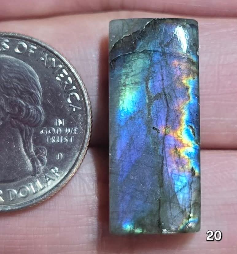 #20 Purple Spectrolite Labradorite