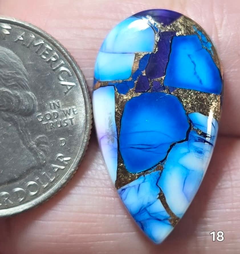 #18 Violet Blue Dahlia