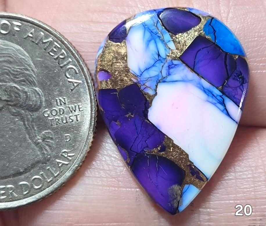 #20 Violet Blue Dahlia