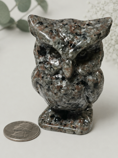 Yooperlite Owl Carving (UV reactive)