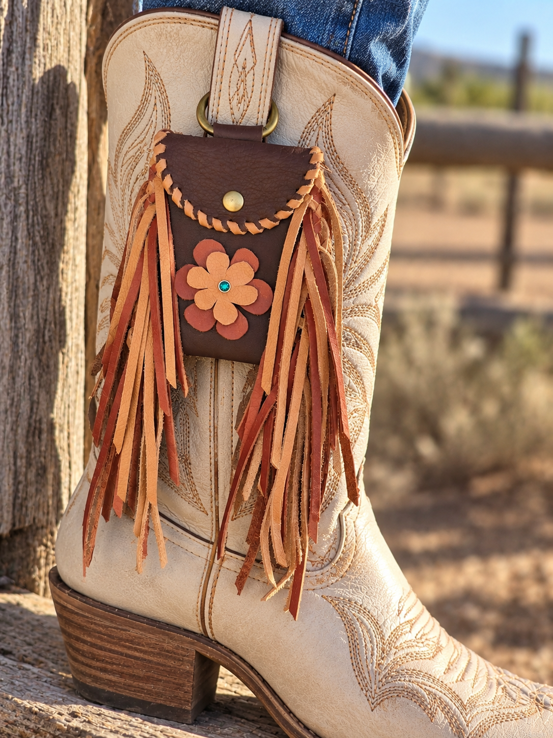 Cowgirl Leather Fringe Clip Pouch