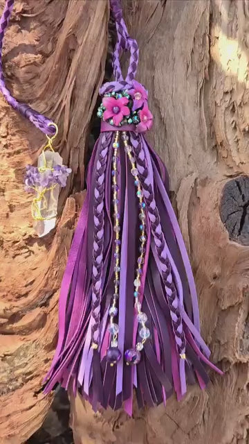 8" Flowers and Dreams/Pendant Leather Tassel