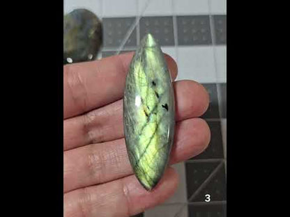 #3 Labradorite