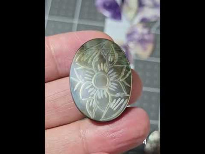 #4 Carved Mother Of Pearl