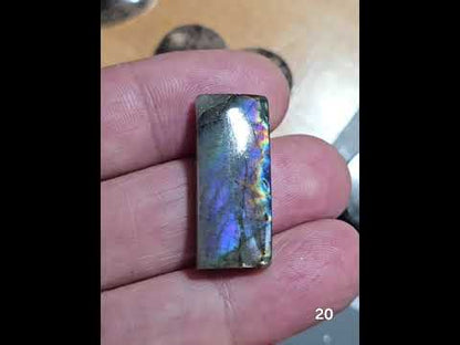 #20 Purple Spectrolite Labradorite