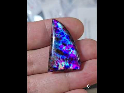 #6 Multi-Color Labradorite