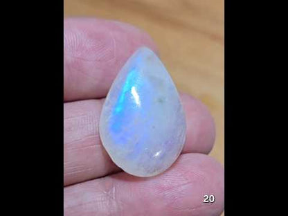 #20 Blue Flash Moonstone