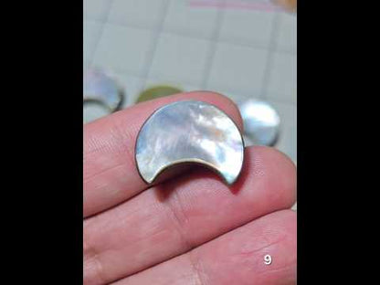#9 Black Lip Mother of Pearl Crescent Moon Bead