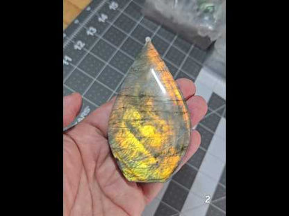 Labradorite Free Form