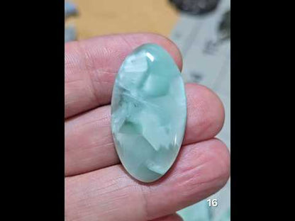 #16 Chatoyant Hemimorphite