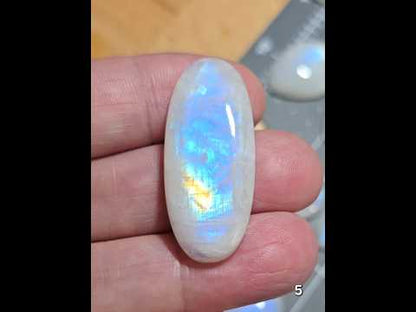 #5 Rainbow Flash Moonstone