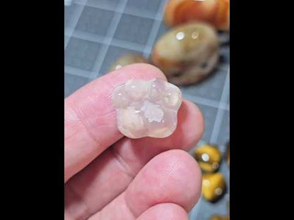 Carved Flower Agate Paw Beads