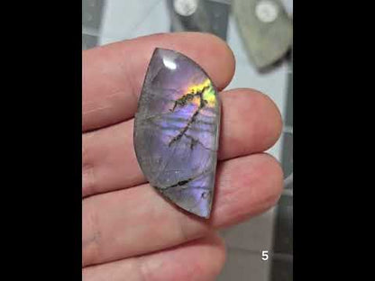 #5 Grey Labradorite