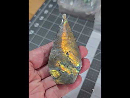 Labradorite Free Form