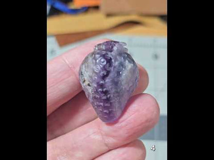 #4 Dream Amethyst Strawberry Carving