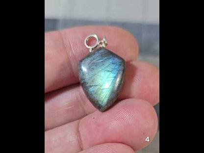 #4 925 Labradorite Pendant