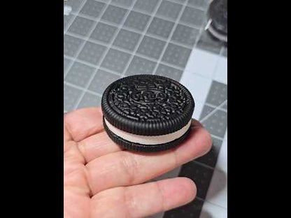 White Jade & Black Obsidian Oreo Cookies