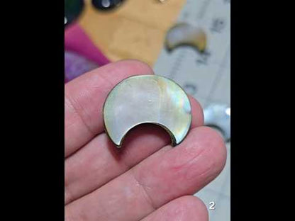 #2 Black Lip Mother of Pearl Crescent Moon Bead