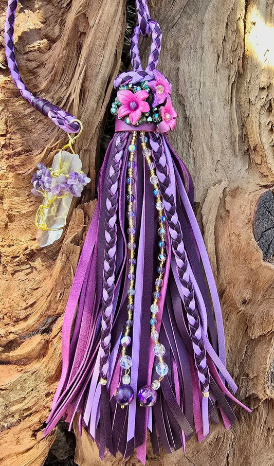 8" Flowers and Dreams/Pendant Leather Tassel