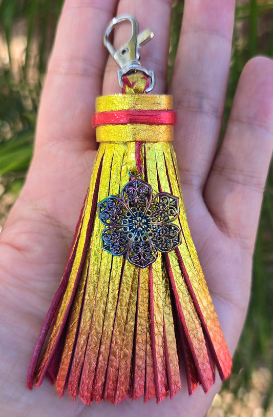 3.5" Rainbow Flower Zippy