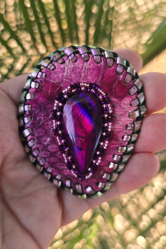 Snakeskin Purple Labradorite Bag Bolo
